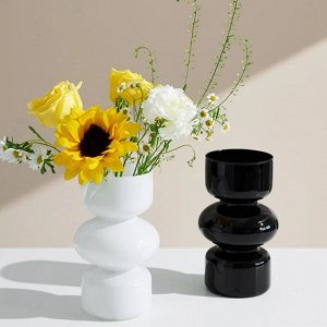 Стеклянная ваза, фигурная, прозрачная, 9х18 см