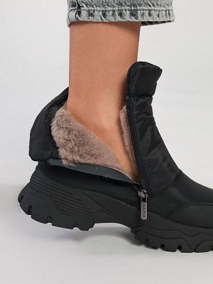 Дутики женские