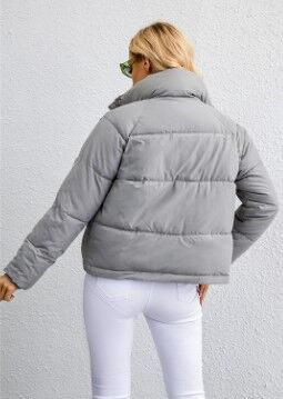 Женская куртка с воротником "стойка", цвет серый