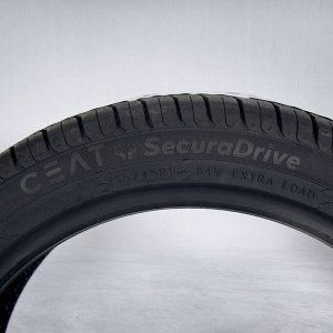 Шина CEAT SECURADRIVE 195/45R16 EXTRA LOAD