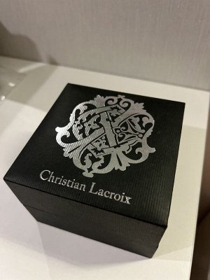 Часы Christian Lacroix
