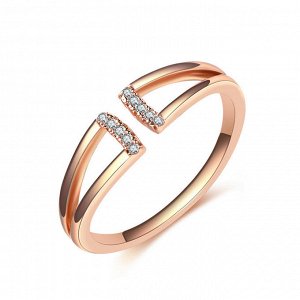 Кольцо Позолоченное розовым золотом 750 пробы (18K Gold Plated) кольцо c супер блестящими прозрачными многогранными фианитами! Размер можно регулировать.