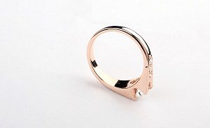 Кольцо Позолоченное розовым золотом 750 пробы (18K Gold Plated) кольцо c супер блестящими прозрачными австрийскими кристаллами и многогранным фианитом Swarovski Stellux! Цвет Российского золота, один 