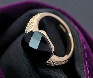 Кольцо Позолоченное розовым золотом 750 пробы (18K Gold Plated) кольцо c супер блестящими переливающимися разноцветными австрийскими кристаллами Swarovski Stellux! Цвет Российского золота, один в один