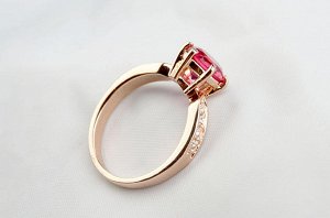 Кольцо Позолоченное розовым золотом 750 пробы (18K Gold Plated) кольцо c супер блестящим многогранным фианитом! Цвет Российского золота! Размер фианита 8 мм.