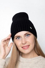 Осенняя женская шапка