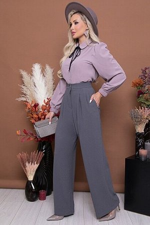 Брюки 5121 Брюки-палаццо  из комфортной костюмной ткани,с высокой посадкой по талии,застегивающиеся на молнию в гульфике.По переду от пояса застрочены  мягкие складки.В боковых швах функциональные кар