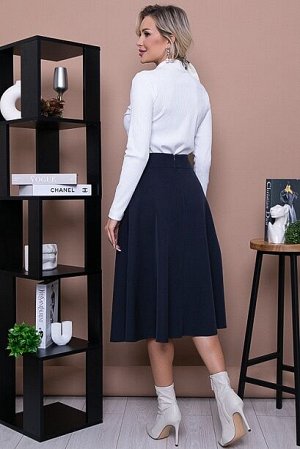Юбка 2629 Юбка расклешенная из костюмной ткани. По переду фигурная кокетка,в боковых швах карманы с клапаном и декоративной пуговицей.По среднему шву спинки молния.&nbsp; &nbsp; &nbsp; &nbsp; &nbsp; &