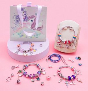 Набор для создания браслетов 99 деталей с элементами новогоднего декора / подарок для девочки / украшения своими руками
