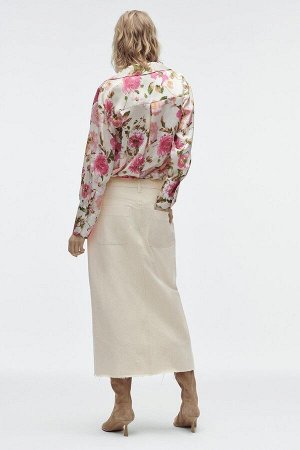 Женская блуза с цветочным принтом