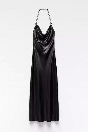 Женское длинное вечернее платье с открытой спиной