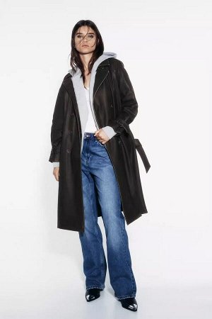 Женская длинная куртка из экокожи