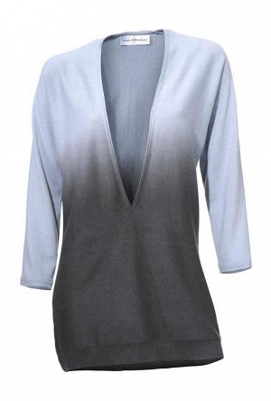 1к S. Madan  Пуловер, сине-серый  Непринужденный образ удлиненного пуловера с большим треугольным вырезом и кантом роликом. Рукава до локтей. Обрамляющая фигуру форма. Длина ок. 72 см. Свободный трико