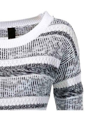 1к Heine - Best Connections  Пуловер, черно-белый  Непринужденно и спортивно. Благородная основа и дерзкий образ. Красивый жаккардовый пуловер с бахромой. Круглый вырез горловины и широковатые плечи. 