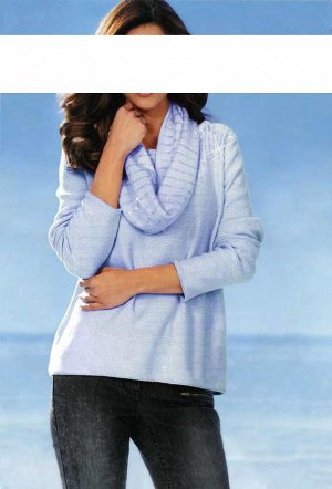 1к Ashley Brooke  Пуловер и шарф, голубые  Волнительный образ. Модный дуэт пуловера и шарфа. Трикотажный нежный пуловер с аппликацией из прозрачных блесток вдоль круглого выреза. Длинные рукава. Обрам