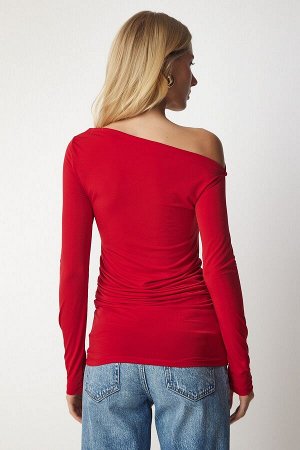 Женская красная блузка со сборками и струящимся воротником TO00073