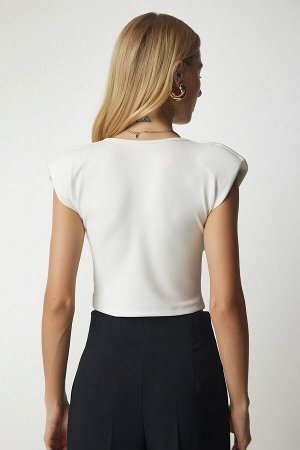 happinessistanbul Женская белая укороченная блузка с легким глубоким вырезом CI00087