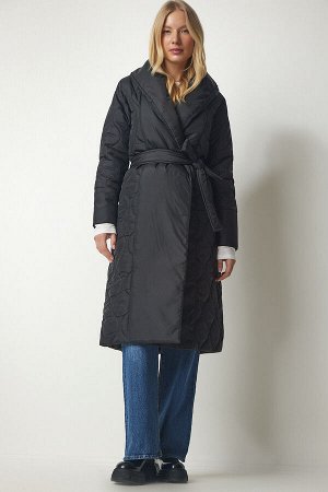 Женское черное стеганое пальто с шалевым воротником и поясом dz00089
