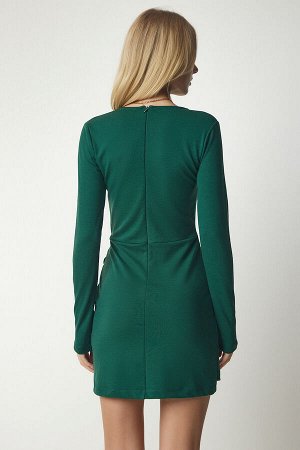 Женское стильное тканое платье изумрудно-зеленого цвета с запахом и воротником UB00131