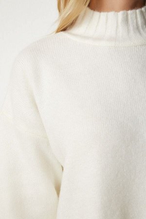 Женский свитер из мягкого фактурного трикотажа с высоким воротником и косточкой K_00095