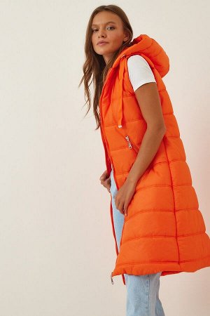 Женский оранжевый длинный пуховик без рукавов с капюшоном DD01010