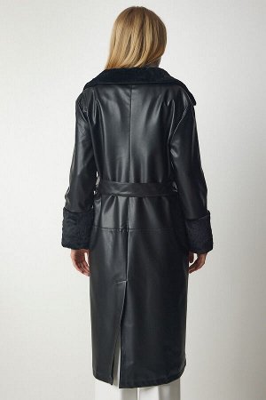 Женское черное пальто из искусственной кожи с меховым воротником RV00140