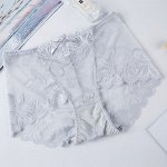 Женские кружевные трусики