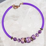 Самоцветы - браслеты, бусы, серьги, фигурки из камня