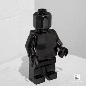 Статуэтка LEGO Black