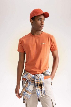 Хлопковая футболка Slim Fit с круглым вырезом и принтом