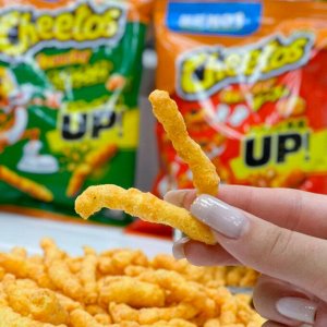 Cheetos Crunchy UP 75g - Японские Кранчи Читос. Сырные. Супер кранчи