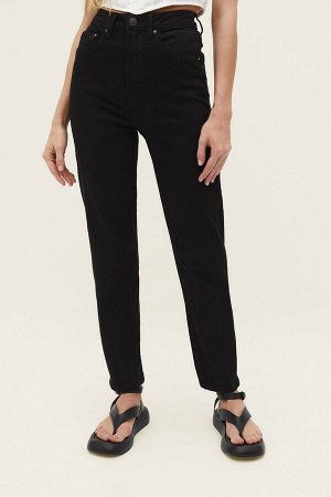 Черные женские джинсы узкого кроя Mom 01465450
