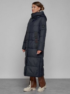 Пальто утепленное с капюшоном зимнее женское темно-синего цвета 52109TS
