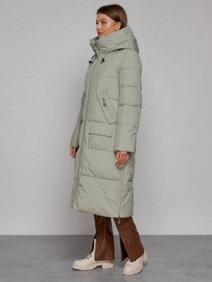 Пальто утепленное молодежное зимнее женское зеленого цвета 51119Z