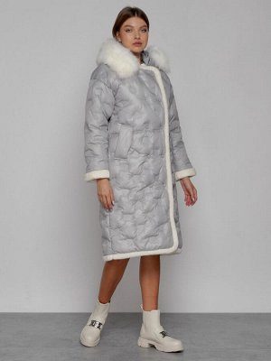 MTFORCE Пальто утепленное с капюшоном зимнее женское светло-серого цвета 132290SS