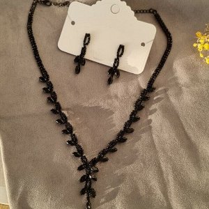 Комплект ожерелье и серьги с цирконом, цвет: черный,  арт.018.688