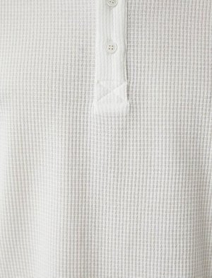 Базовая футболка, воротник, на пуговицах, приталенный крой, с коротким рукавом