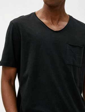 Базовая футболка с V-образным вырезом и карманами, с короткими рукавами