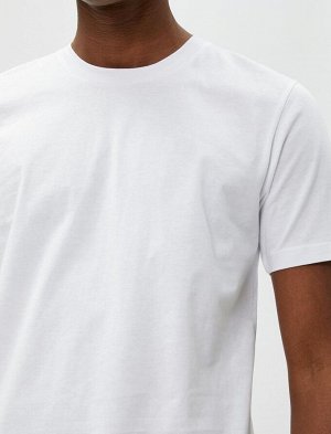 Базовая футболка с круглым вырезом и короткими рукавами, приталенный крой