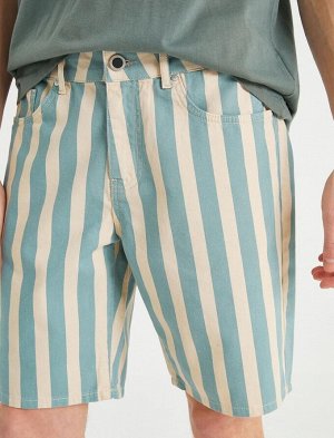 Полосатые джинсовые шорты с карманами