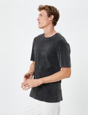 Моющаяся футболка Базовый вырез с круглым вырезом, приталенный крой, с короткими рукавами