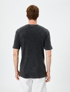 Моющаяся футболка Базовый вырез с круглым вырезом, приталенный крой, с короткими рукавами