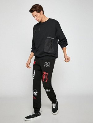 Спортивные брюки Jogger с принтом черепа на талии и карманами