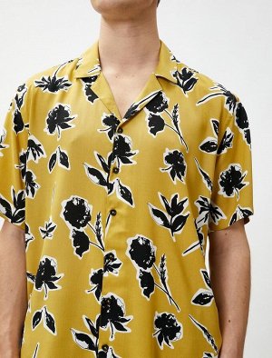 Летняя рубашка с коротким рукавом и воротником на пуговицах с цветочным принтом