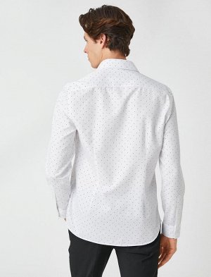 Классическая рубашка с минимальным рисунком и длинным рукавом, приталенный крой, без железа