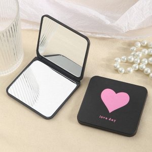 Карманное зеркало, складное с месяцем.