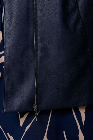 Куртка Куртка IVA 1366 темно-синий 
Состав: ПЭ-100%;
Сезон: Осень-Зима
Рост: 170

Куртка женская полуприлегающего силуэта из высококачественной ЭКО-кожи на подкладке. Куртка выполнена со втачными рук