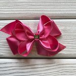 Заколка яркий розовый