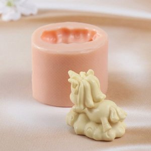 Молд силиконовый «Единорог лежит» (изделие 5.7x3.6x4.2 см)