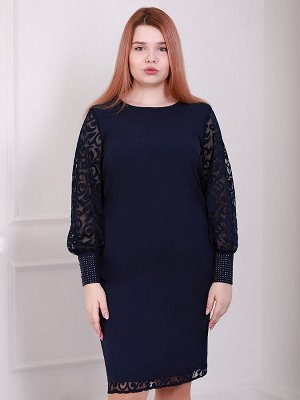 Платье с длинными рукавами с кружевом